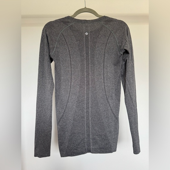 3 LULULEMON workout shirts! Packaged deal, 2 short sleeve, 1 long sleeve. - Picture 10 of 13